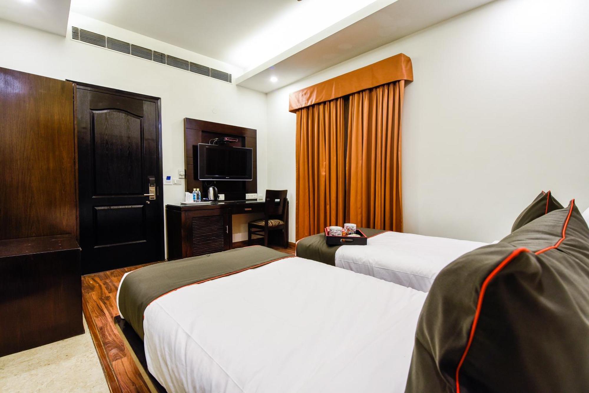 Hotel O Venkata Sai Sadan Mathrusree Nagar Kondapur  Luaran gambar